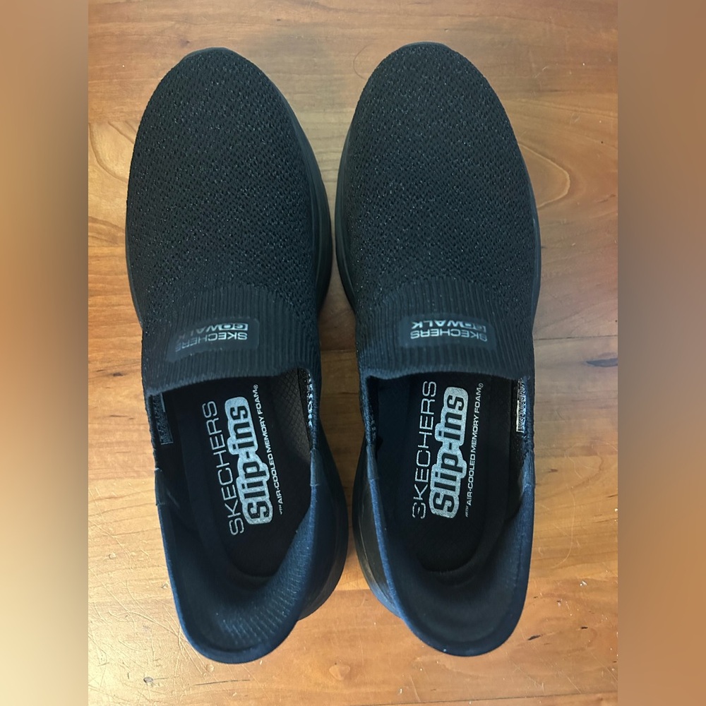 Skechers Slip Ins Black Size 8 Gently Used